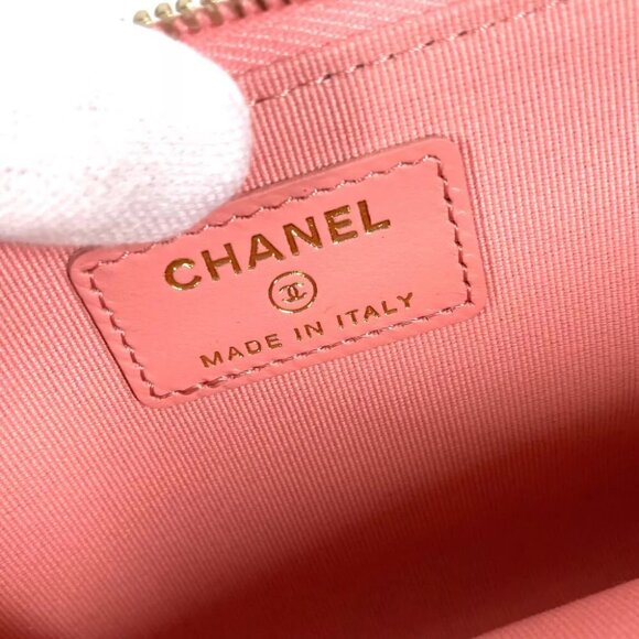 CHANEL Matelasse CC Mark Fragment Case zipper wallet case purse Unused - Picture 4 of 12